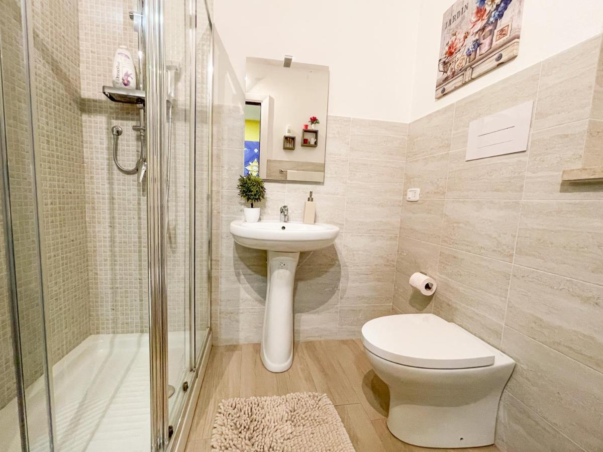 Al Politeama Rooms B&B Palermo Dış mekan fotoğraf